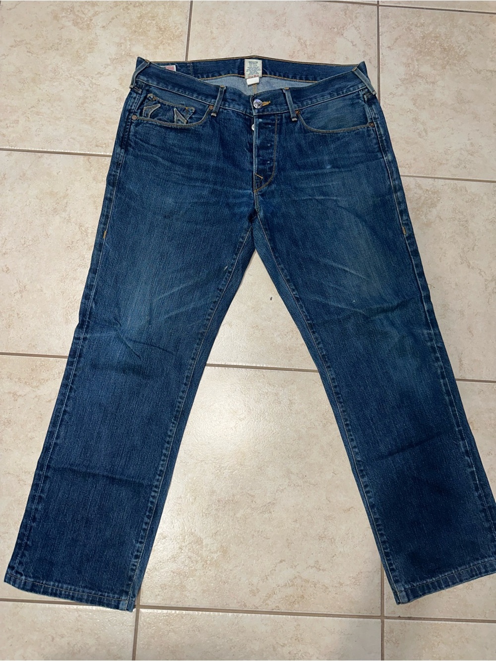 True Religion Men’s Size 36 Relaxed Straight Medium Wash Made in USA Jeans
